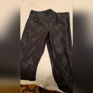 GapFit XL 3/4 length Yoga Pant, Never Worn